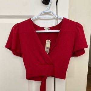 Garage flowy wrap top